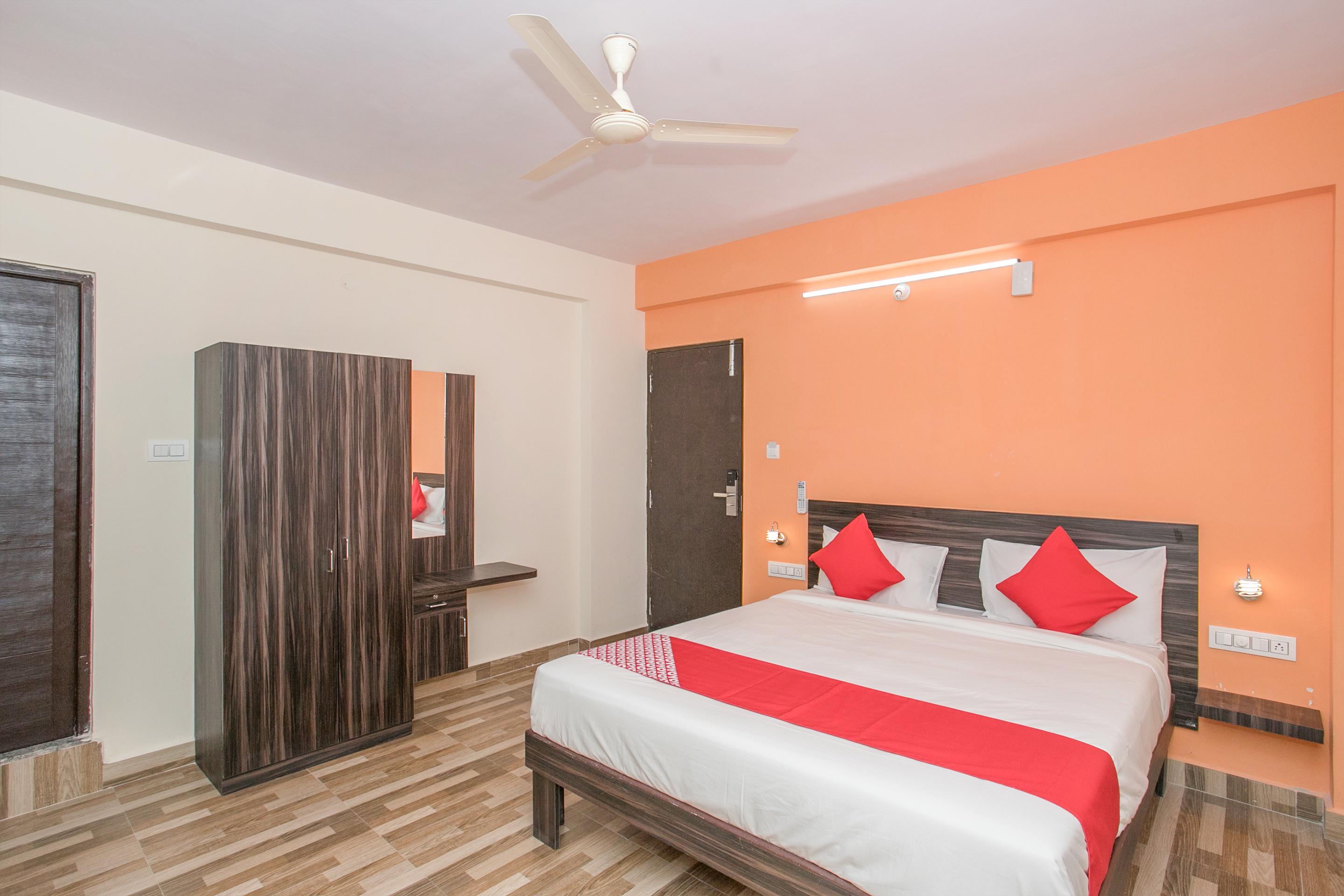 Oyo Hotel Pmr Near Ascendas Park Square Mall Bangalore Ngoại thất bức ảnh